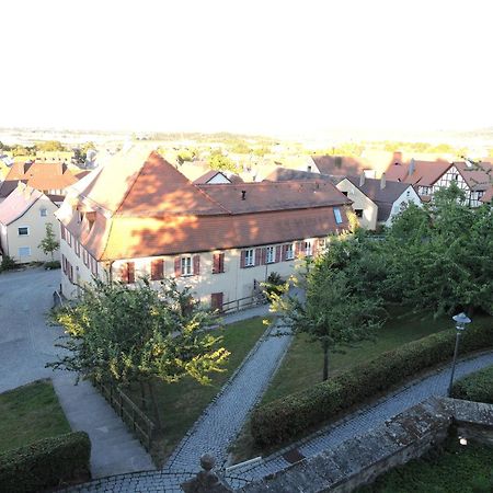 BurgbernheimTurmstueble Im Torhaus Von 1545アパートメント エクステリア 写真