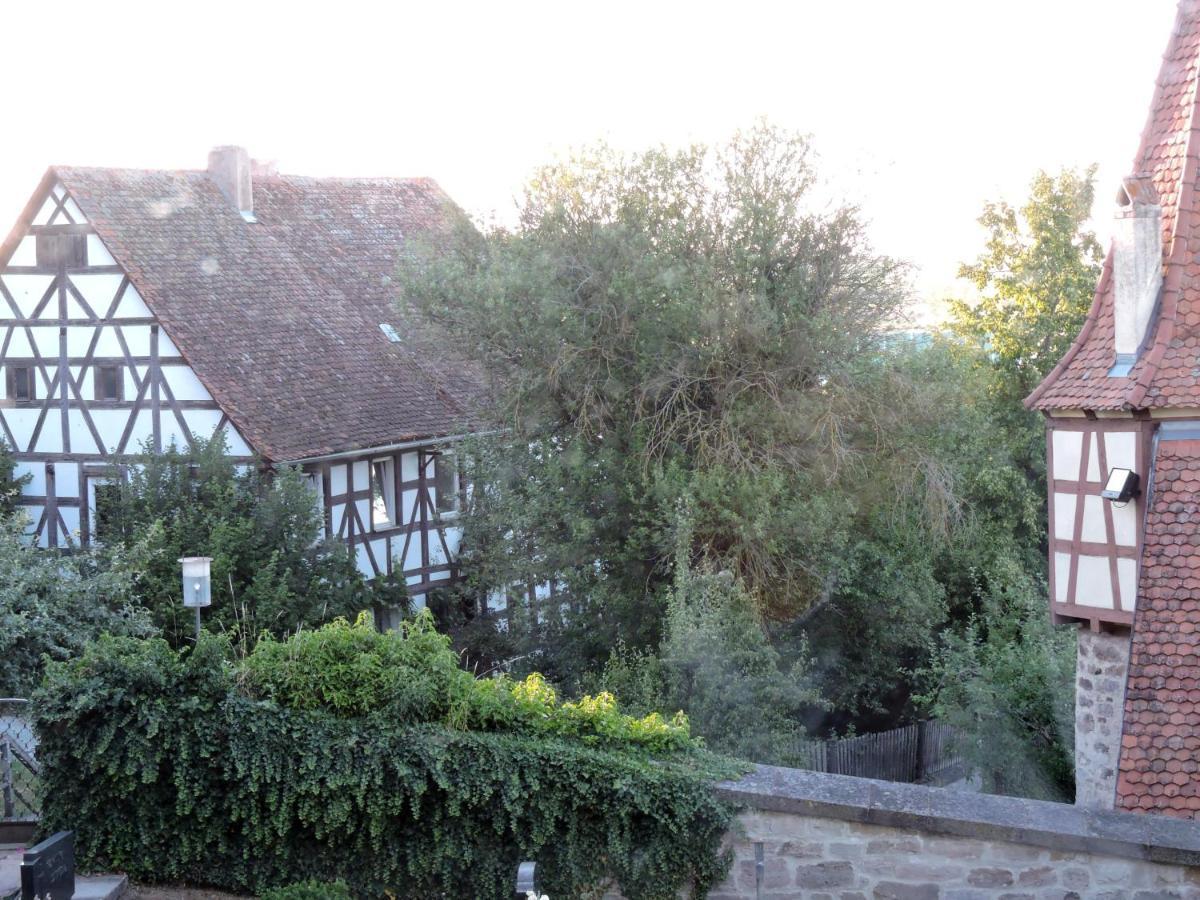 BurgbernheimTurmstueble Im Torhaus Von 1545アパートメント エクステリア 写真