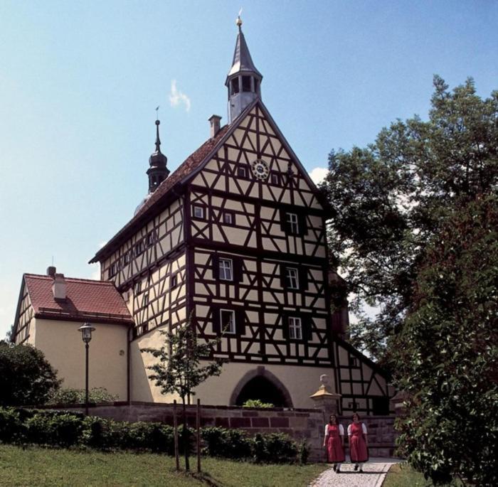 BurgbernheimTurmstueble Im Torhaus Von 1545アパートメント エクステリア 写真